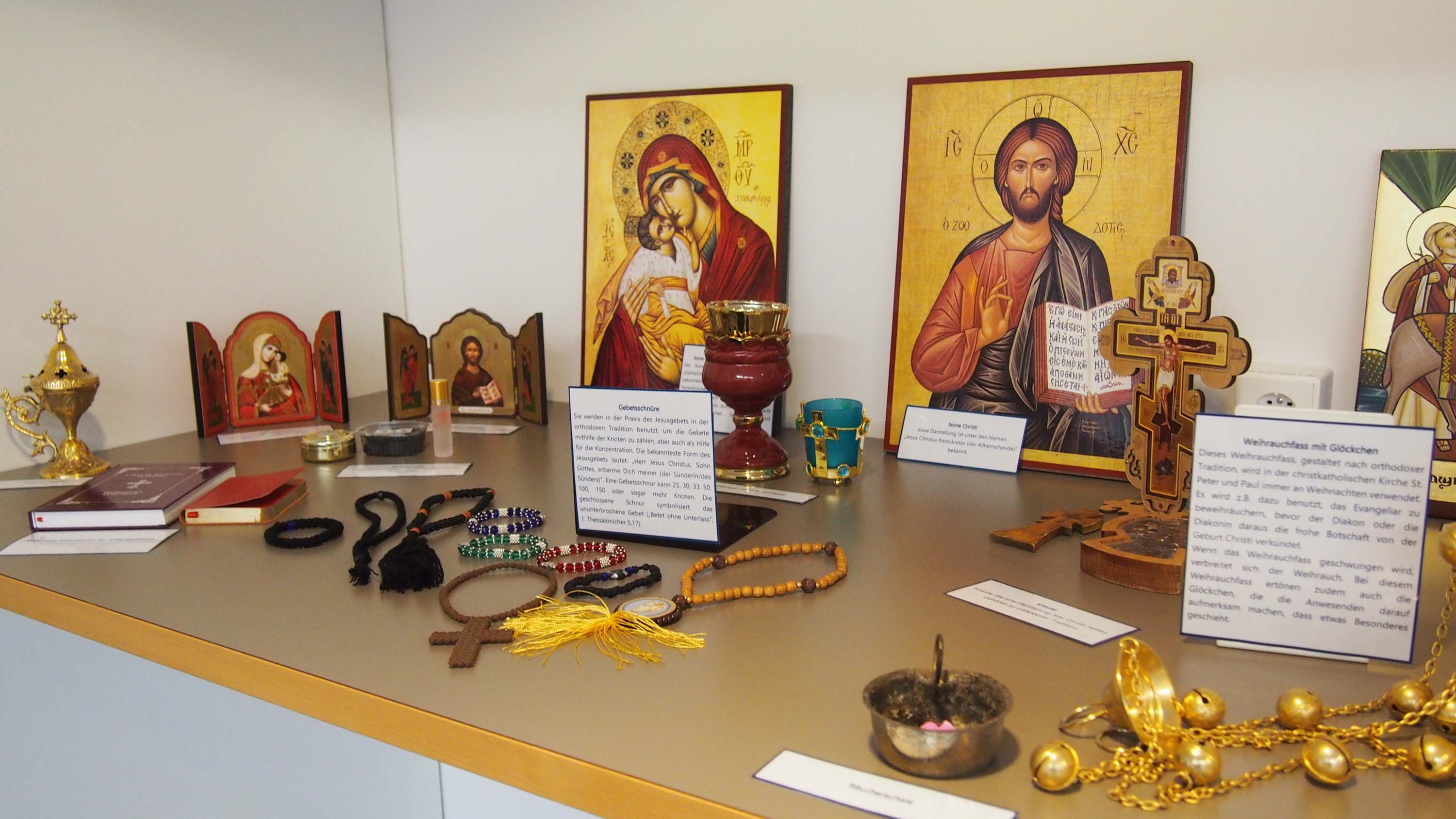 Gegenstände zur Ausübung der christlich-orthodoxen Glaubens